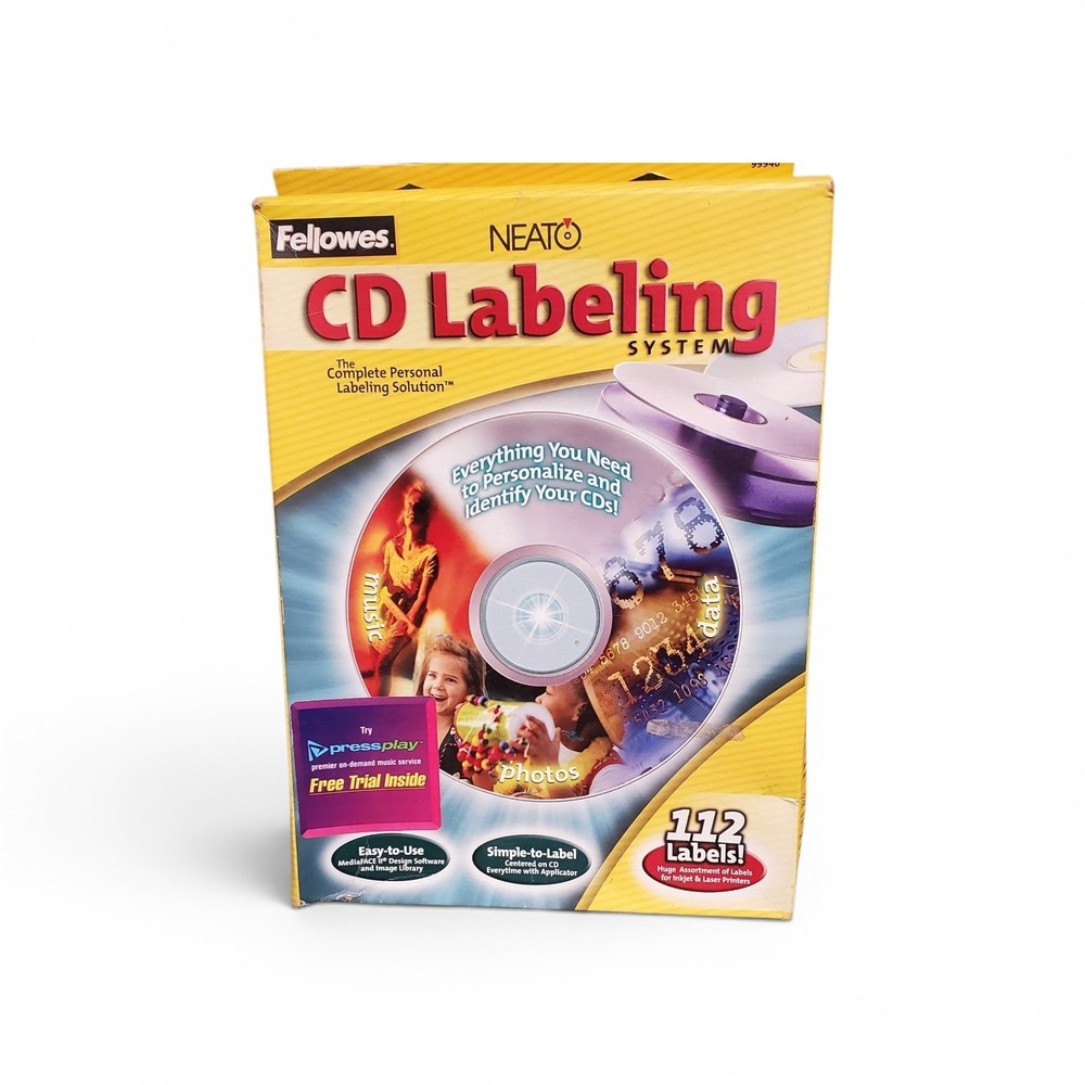 Fellowes NEATO CD Labeling System Kit 99940 with Applicator Software and Labels
